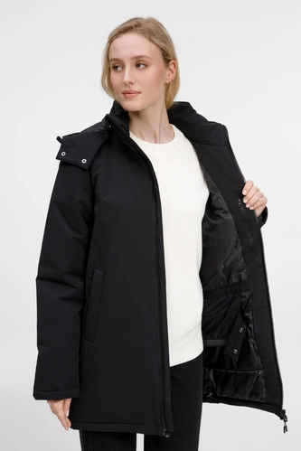 Куртка-парка унисекс Sfera, черная Куртка-парка унисекс Sfera, черная