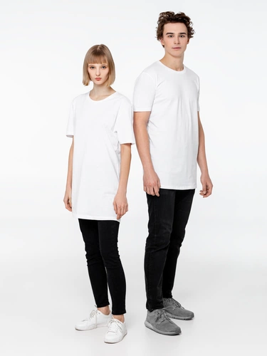 Футболка удлиненная Magnum, белая Футболка удлиненная Magnum, белая