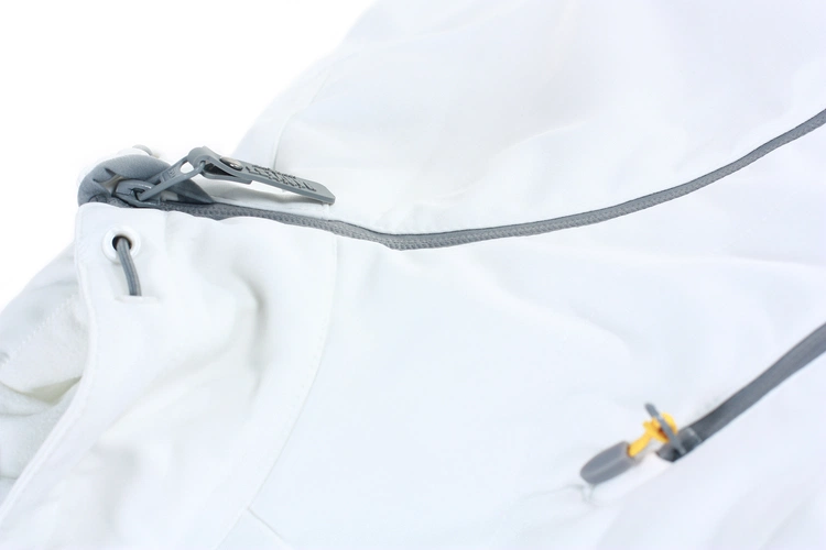 Куртка софтшелл женская Savannah, черная Куртка софтшелл женская Savannah, черная