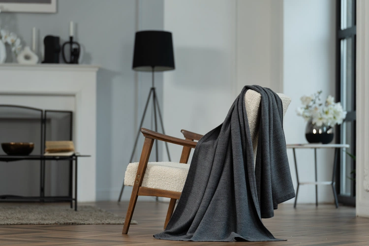 Плед Ornato, серый (кварцевый меланж) Плед Ornato, серый (кварцевый меланж)