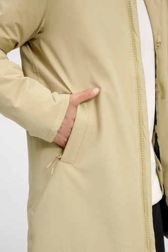 Куртка-парка унисекс Sfera, бежевая Куртка-парка унисекс Sfera, бежевая