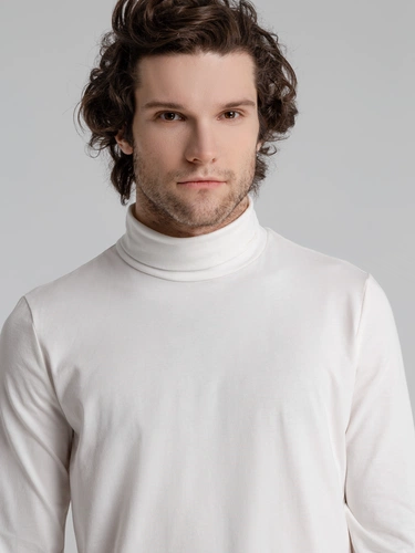 Водолазка Urban, молочно-белая Водолазка Urban, молочно-белая