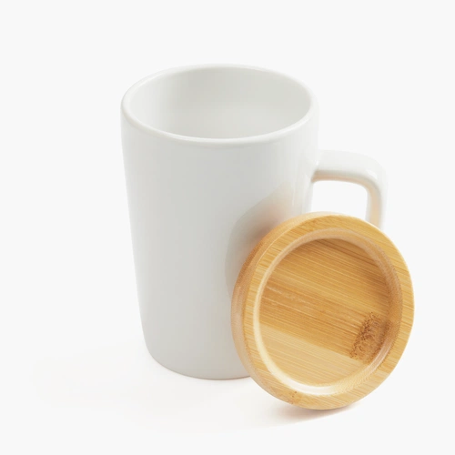 Кружка Vierra с крышкой-костером, белая Кружка Vierra с крышкой-костером, белая