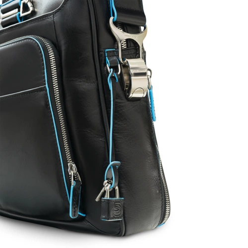 Сумка с отделением для ноутбука Piquadro Blue Square, черная Сумка с отделением для ноутбука Piquadro Blue Square, черная