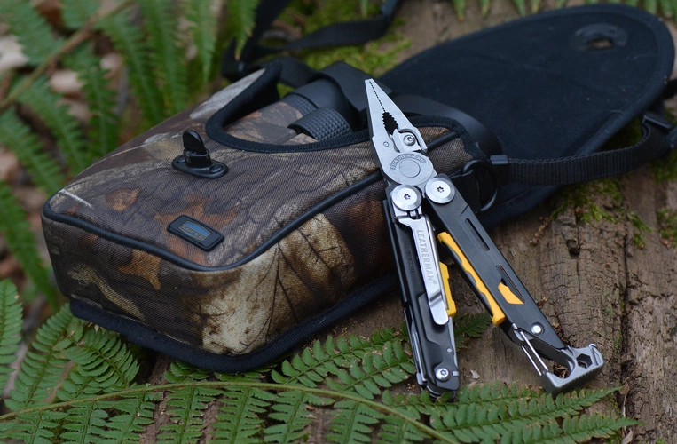 Мультитул Signal, стальной-черный Мультитул Signal, стальной-черный