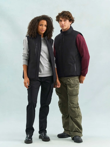 Жилет софтшелл унисекс Falcon BW, черный Жилет софтшелл унисекс Falcon BW, черный