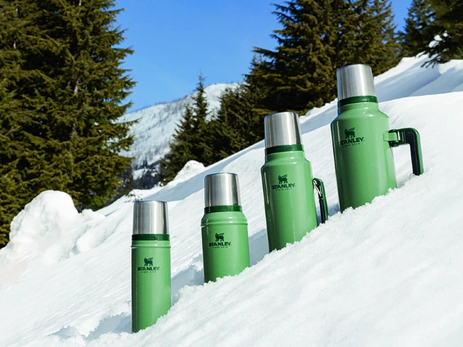 Термос Classic 750, темно-зеленый Термос Classic 750, темно-зеленый