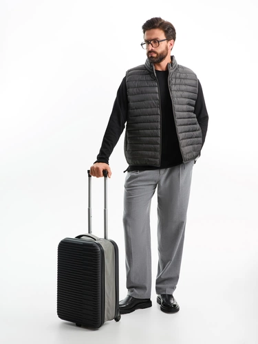 Чемодан Bonfold, черный с серым Чемодан Bonfold, черный с серым