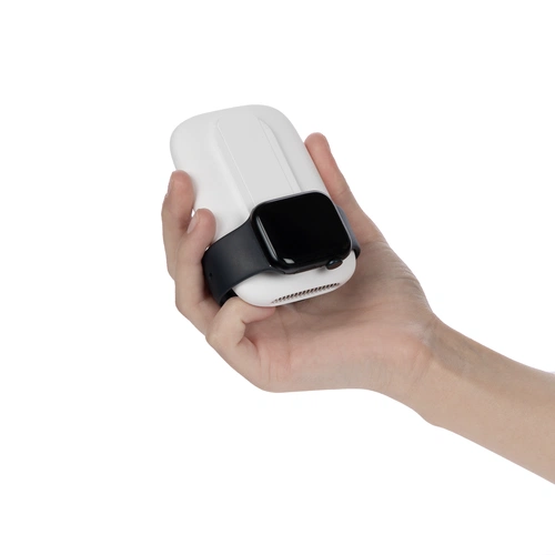 Универсальный магнитный аккумулятор Feel Motion, 5000 мАч, белый Универсальный магнитный аккумулятор Feel Motion, 5000 мАч, белый