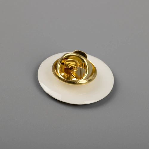 Значки с полимерным покрытием Bete на заказ Значки с полимерным покрытием Bete на заказ