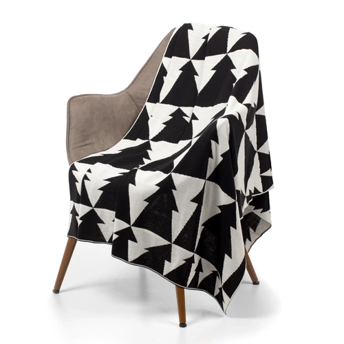 Плед «Танцующий лес», белый с черным Плед «Танцующий лес», белый с черным