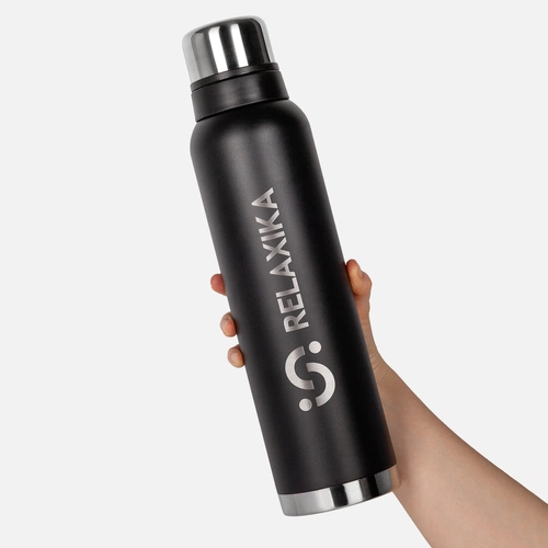 Термос Relaxika 1600 со стикерпаком, черный Термос Relaxika 1600 со стикерпаком, черный