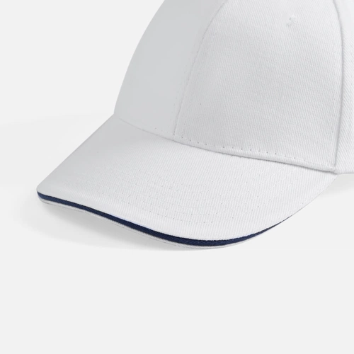 Бейсболка Buffalo, белая с темно-синим Бейсболка Buffalo, белая с темно-синим