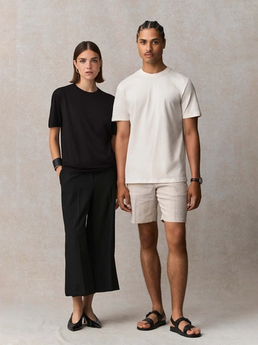 Футболка унисекс Lyam, молочно-белая Футболка унисекс Lyam, молочно-белая