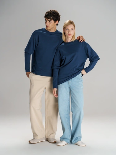 Футболка оверсайз с двойным рукавом Kosmos, темно-синяя Футболка оверсайз с двойным рукавом Kosmos, темно-синяя