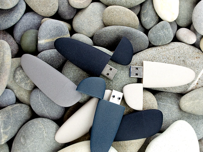 Флешка Pebble Type-C, USB 3.0, серо-синяя, 32 Гб Флешка Pebble Type-C, USB 3.0, серо-синяя, 32 Гб
