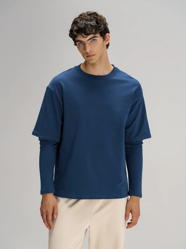 Футболка оверсайз с двойным рукавом Kosmos, темно-синяя Футболка оверсайз с двойным рукавом Kosmos, темно-синяя