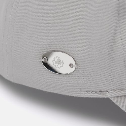 Шильдик металлический Alfa Oval, серебристый глянцевый