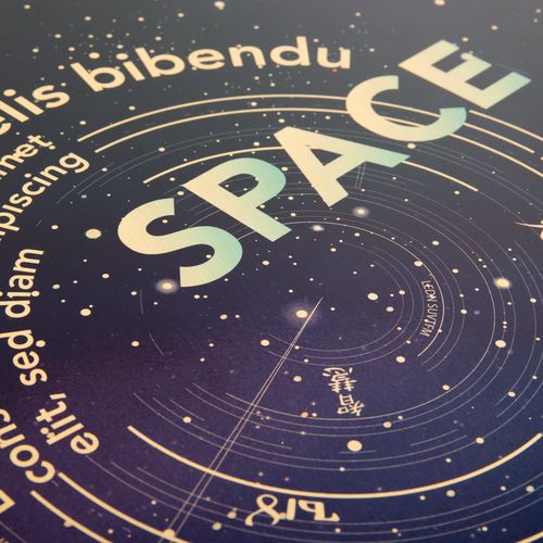 Плакетка Plaque, круглая, венге с золотистой пластиной