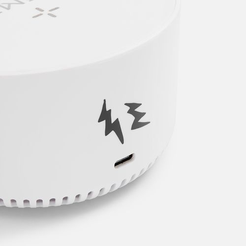 Bluetooth-колонка с беспроводной зарядкой relaxTime, белая