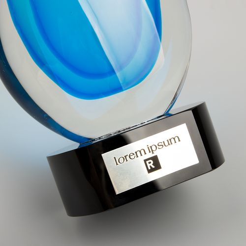 Стела Glass Onion