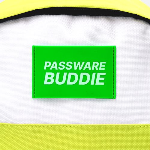 Детский рюкзак Comfit, белый с зеленым яблоком