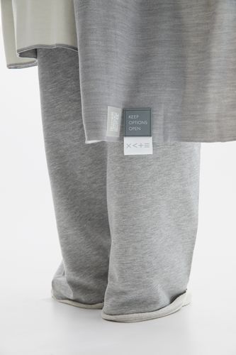 Шарф Bereg, молочный с серым