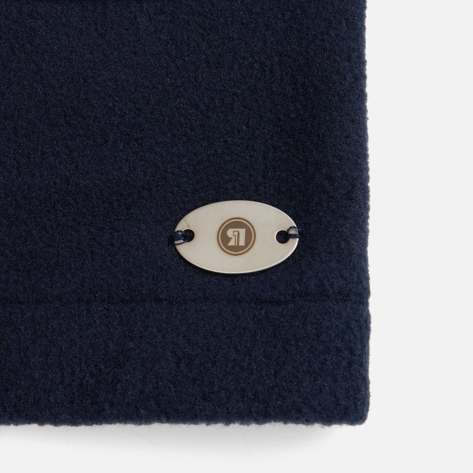 Шапка-шарф с утяжкой Blizzard, темно-синяя