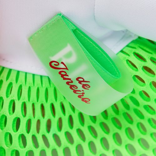 Мягкая игрушка «Мишка Cuddleton» в белом худи