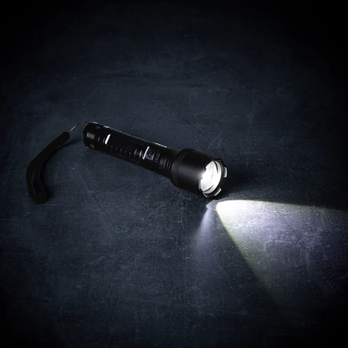 Фонарь аккумуляторный с фокусировкой луча FarSee, черный