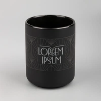 Кружка Visari, черная с деколью и круговой гравировкой