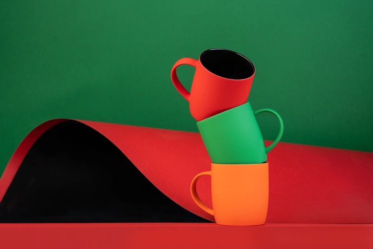 Кружка Surprise Touch Black с покрытием софт-тач, зеленая