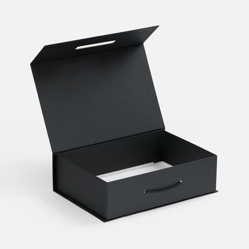 Коробка Case, черная