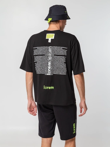 Футболка оверсайз Street Vibes с нанесением и лейблами, черная, размер M/L