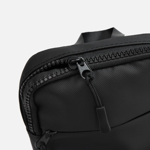 Спортивная кросс-боди сумка UrbanHike, черная