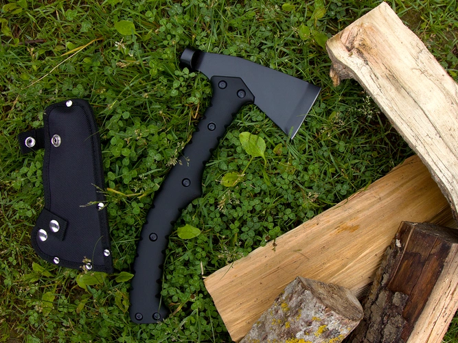 Туристический топор Bal, черный